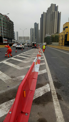 武漢市道路升級進入收官階段，交通安全設施安裝同步提速